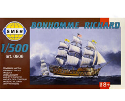  Směr Model loď Bonhomme Richard 1:500